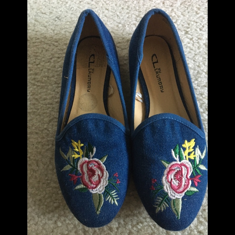 Women’s shoes